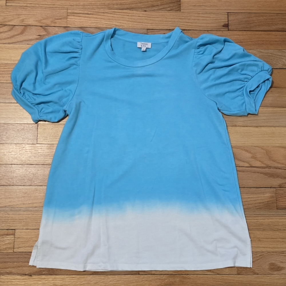 Crown And Ivy Puff Sleeve Blue Ombre Top